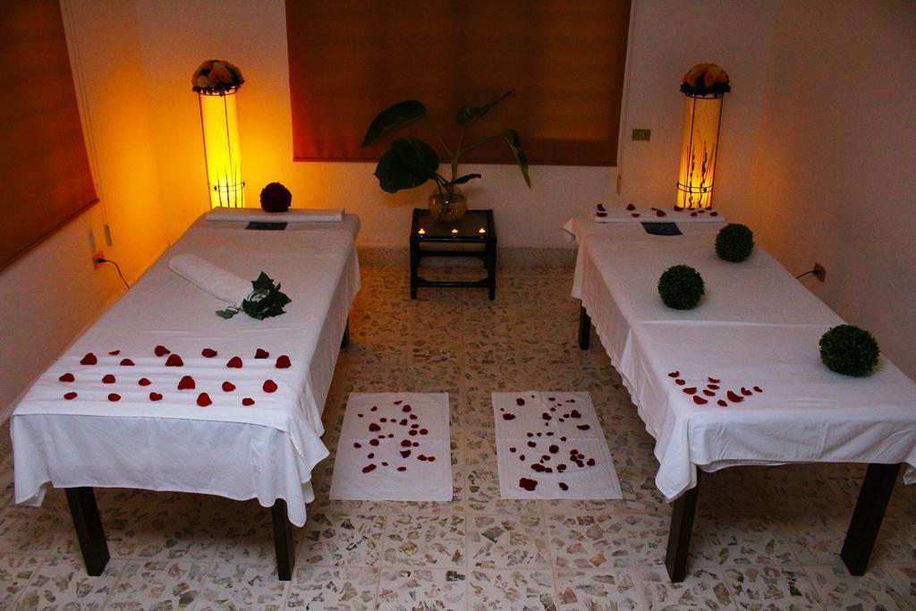 Hotel Spa Taninul Los Puentes Zewnętrze zdjęcie